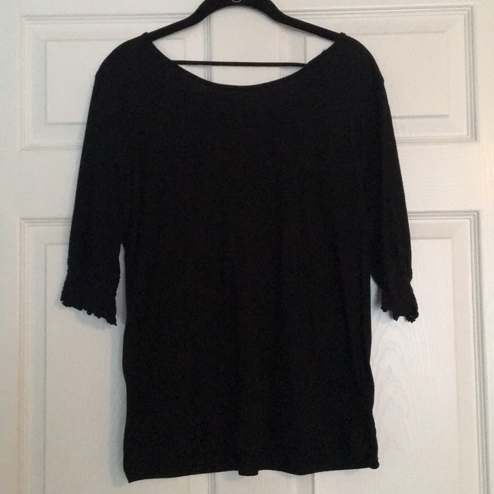 Black 3/4 sleeve blouse